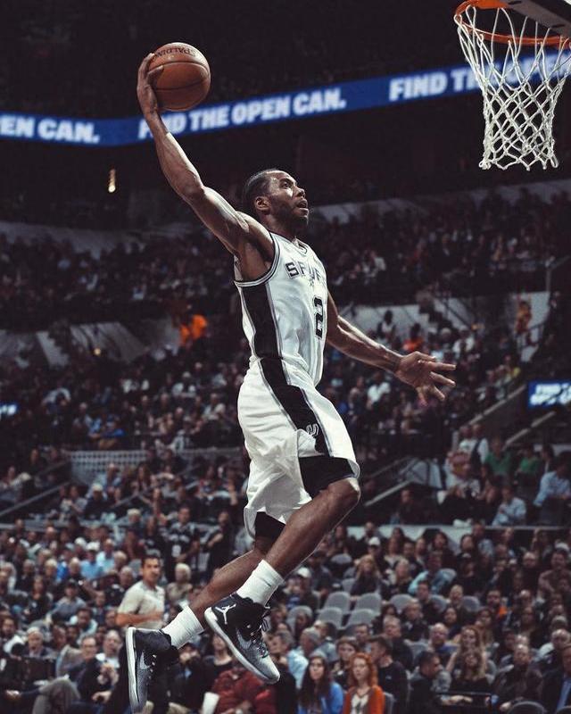 76人vs步行者首发：恩比德PK西卡，昆顿·杰克逊复出（76人战步行者首发：恩比德对位西亚卡姆，昆顿-杰克逊复出）