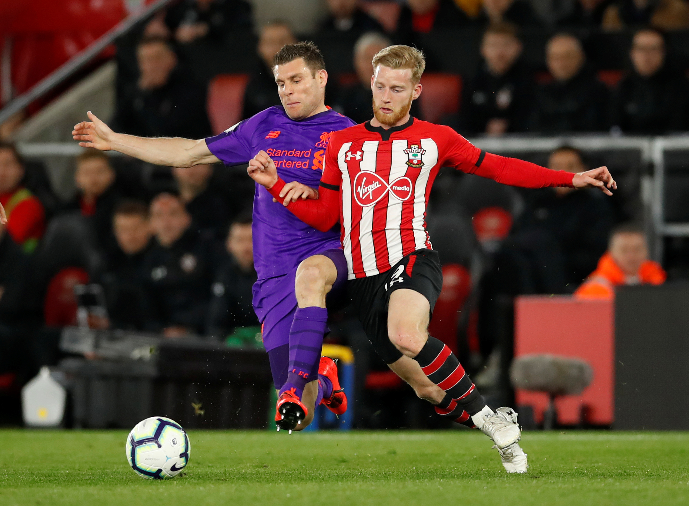 勇士独行侠末节最后时刻：独行侠疯狂反扑 梅尔顿罚球+三分定胜局（勇士对独行侠末节惊险收官：独行侠强势反扑，梅尔顿罚球+三分锁定胜局）