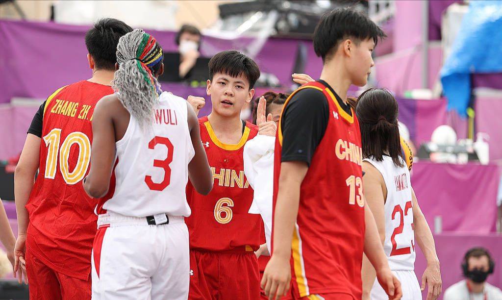 奥萨尔被驱&多人吃T！活塞罚球20-36独行侠（奥萨尔被罚出场多人领技犯，活塞罚球20比36不及独行侠）