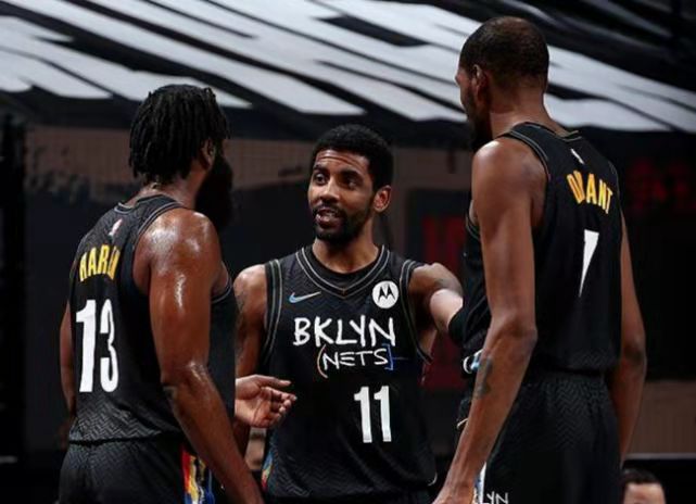 【壁纸】——居莱尔（居莱尔主题壁纸）