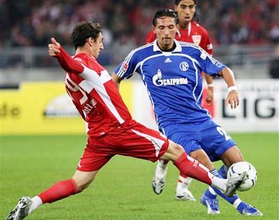 C罗晒精彩倒钩破门视频：谁来起个好标题🤔（C罗发布倒钩神仙球视频，标题你来定）