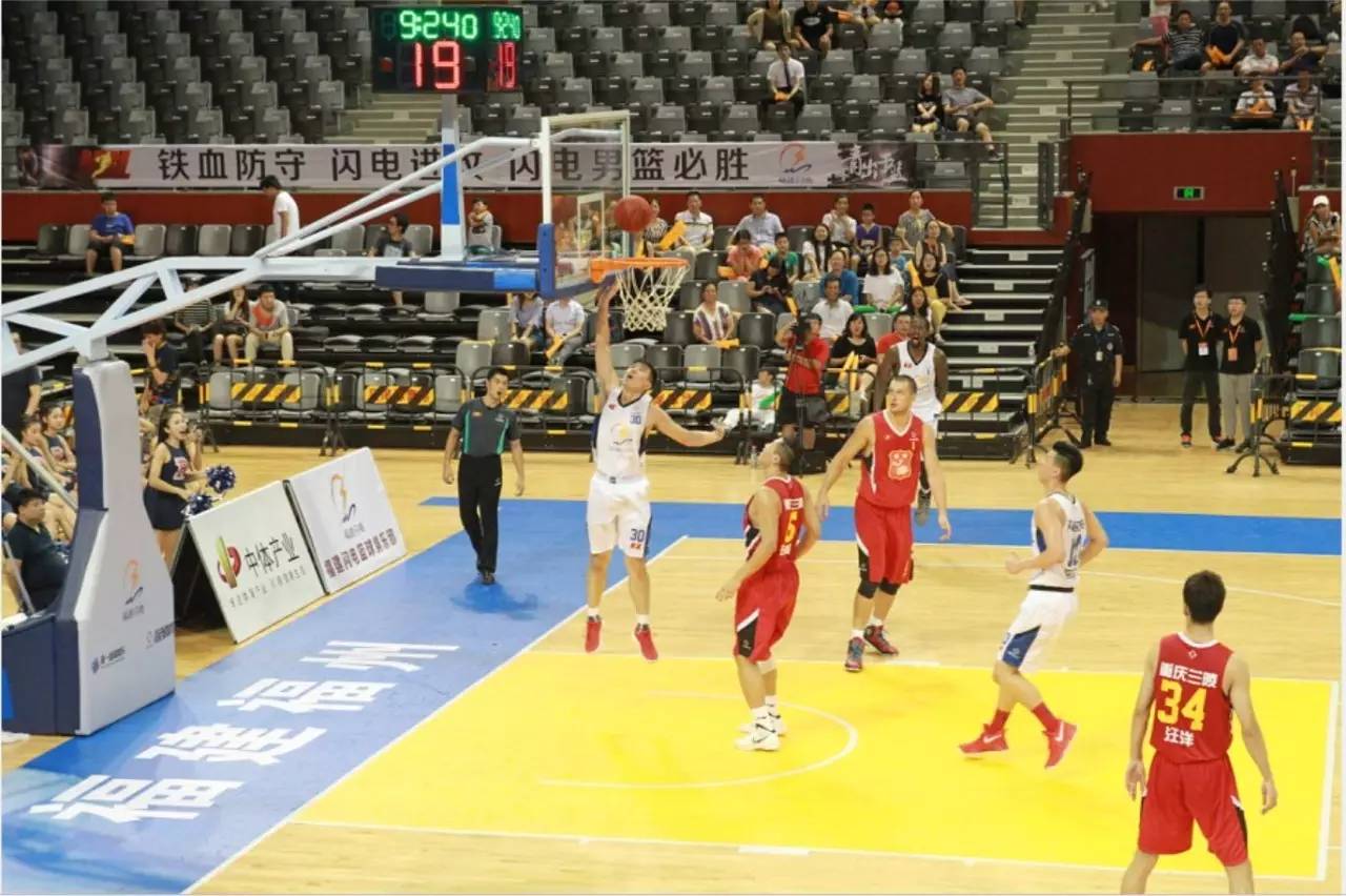 摩纳哥客战马赛博格巴因伤再缺阵，加盟至今仅登场30分钟（客战马赛，摩纳哥博格巴因伤再度缺席，加盟以来累计出场仅30分钟）