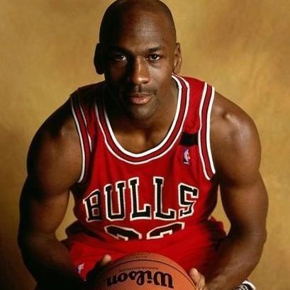 自称海牛翻译的用户：海牛不欠兰克尔-泽工资，还给他预支钱（自称海牛翻译者：海牛未拖欠兰克尔-泽薪资，且已预支款项）