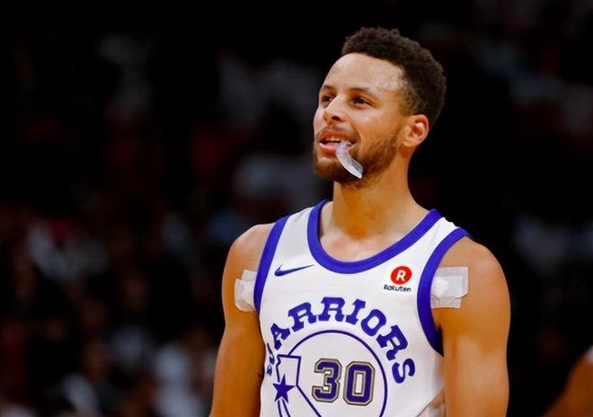 足协官方：征集2026赛季足协杯资格赛承办地，比赛1月举行（中国足协公告：面向各地征集2026赛季足协杯资格赛承办地，赛事将于1月进行）