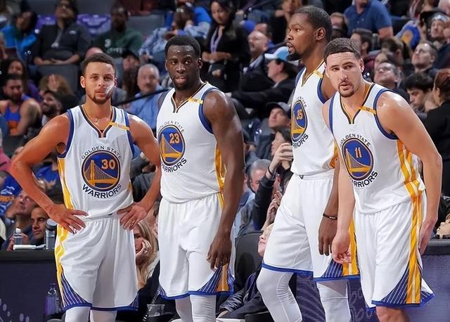 段睿骐13中7高效表现，全队数据领跑，展现卓越实力（段睿骐13投7中高效输出，数据领跑全队，尽显统治力）