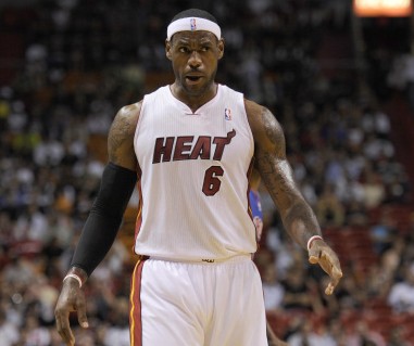 新赛季唯一无外援的球队！四川男篮全华班出战CBA揭幕战（CBA揭幕战：四川男篮以全华班出战，成新赛季唯一无外援球队）