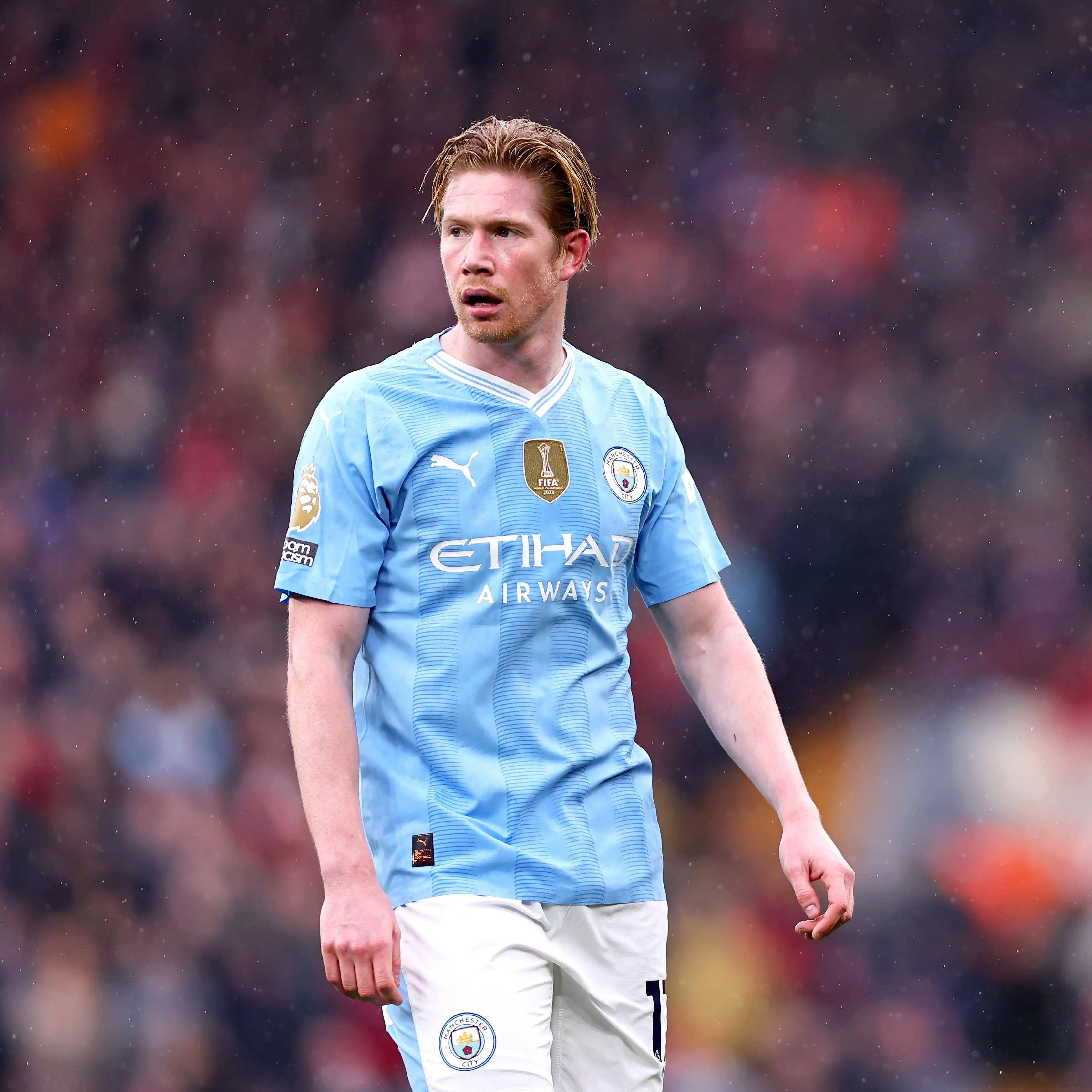 CBA：广东男篮顶住压力 力克广厦（CBA：广东男篮抗压制胜 击败广厦）