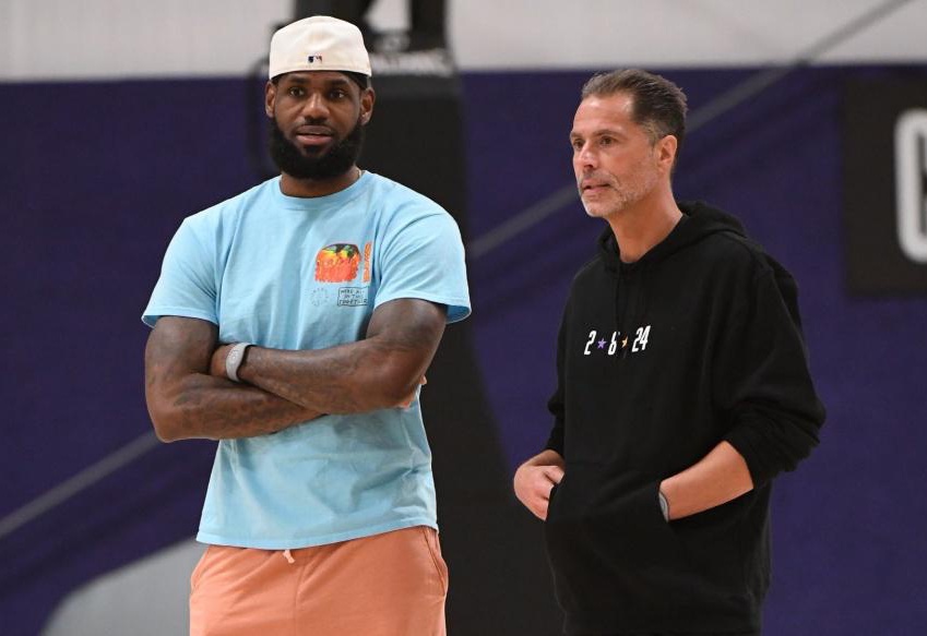 记者：因卡尔表现出色，拜仁高层希望更加依赖青训营年轻球员（记者：因卡尔闪耀，拜仁高层欲加深对青训新秀的依赖）