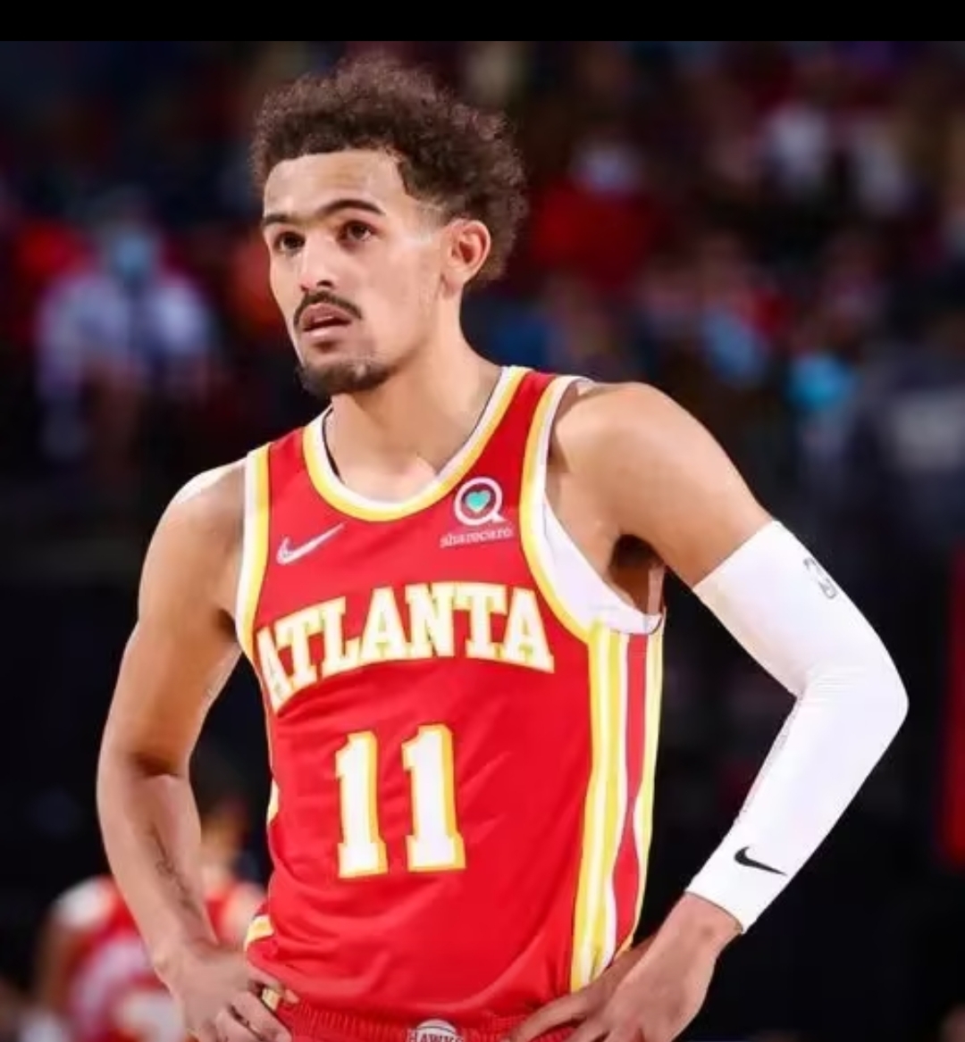 曼联主帅谈球队战术与未来（曼联主教练解读球队战术思路与未来规划）