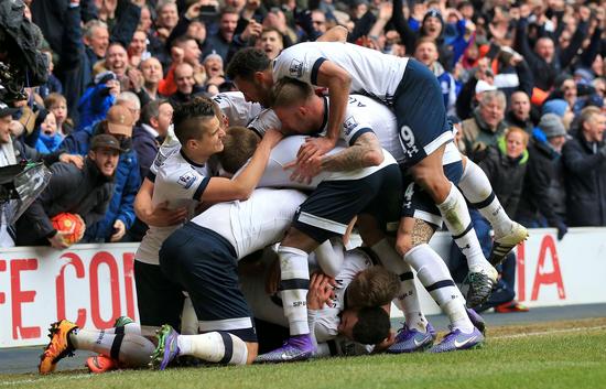 受到撞击影响？米切尔第三节仅5中2，得到4分1板1助（被撞影响发挥？米切尔第三节手感欠佳，5投2中拿下4分1篮板1助攻）