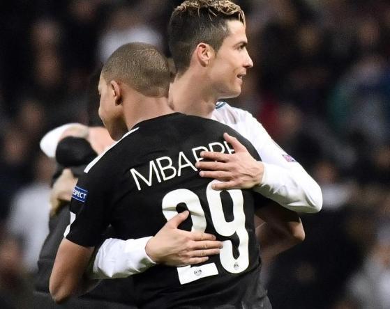 高效！文班亚马半场替补11分钟9中6拿到14分5板（效率爆棚！文班亚马替补半场11分钟9投6中砍下14分5板）