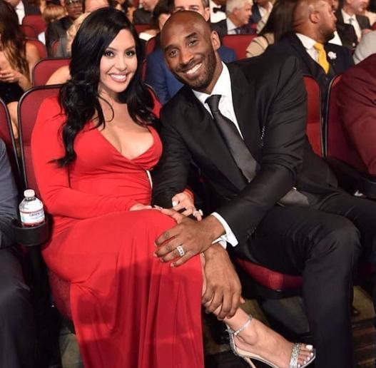 皇社81岁股东：扬赫尔还没我健壮；4000多万就买仨看医务室的（皇社81岁股东炮轰：我比扬赫尔还结实，砸四千余万只买来三名医务室常客）