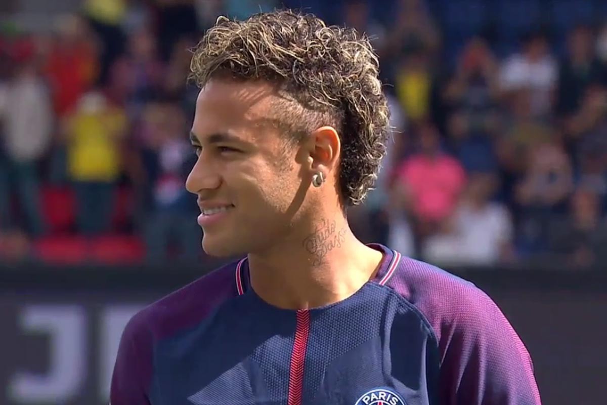 CBA俱乐部杯-上海首战39分大胜四川 山西山东开门红（CBA俱乐部杯：上海首战狂胜四川39分，山西、山东齐迎开门红）