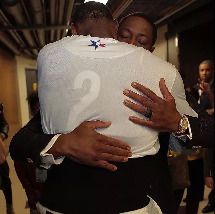 一日意甲最新动态：米兰双雄培养新人，迈尼昂无意加盟蓝黑军团（今日意甲快报：米兰双雄提拔新秀，迈尼昂无缘蓝黑军团）