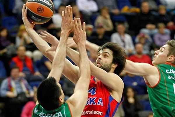 或将迎亚冠二级首秀！利雅得胜利晒球队训练照：C罗出镜（或将上演亚冠2级首秀？利雅得胜利晒训练照，C罗现身）